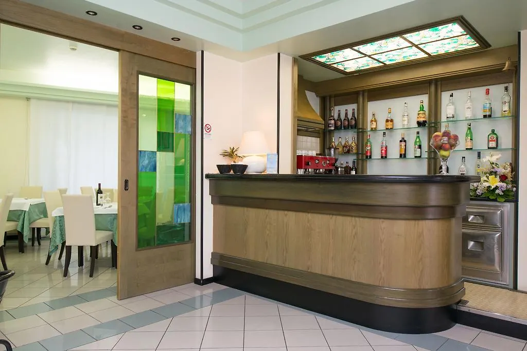 Albergo Arcobaleno Sottomarina 0*,  Italië