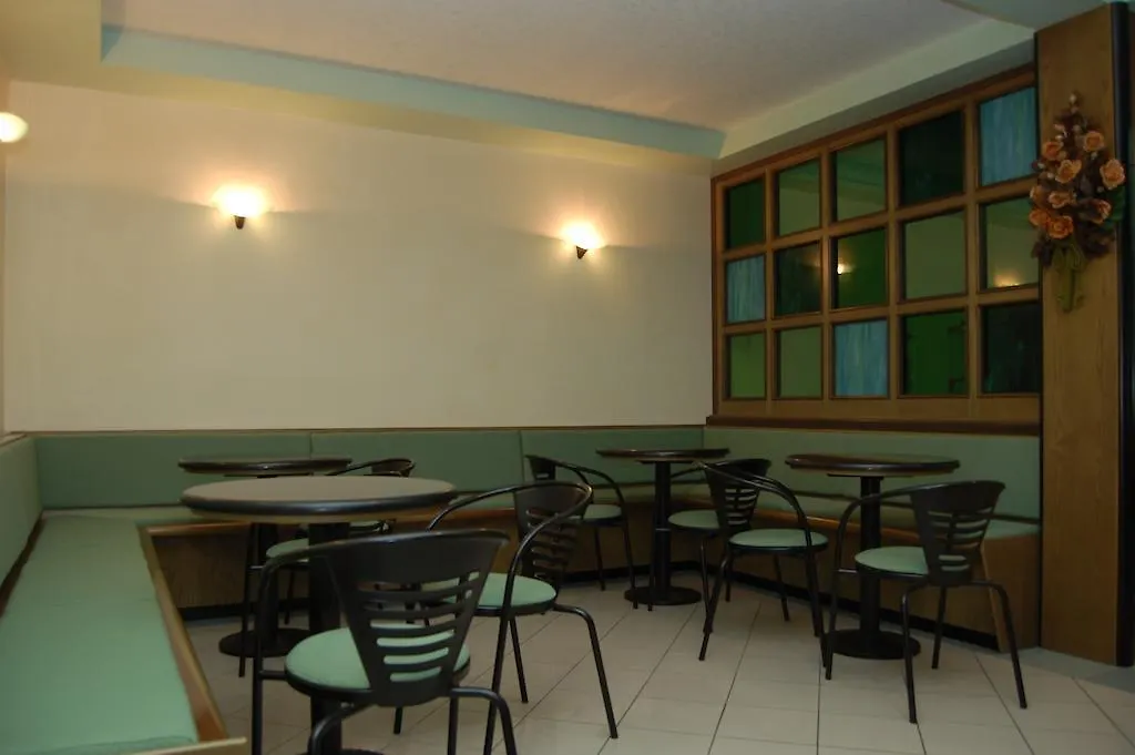 Hotel Albergo Arcobaleno Sottomarina